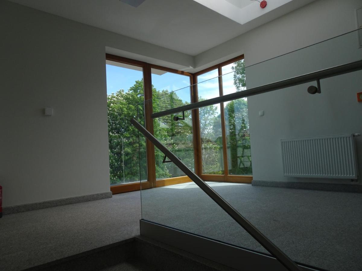 Apartament"Nad Niwka 6" Z Zamykanym Bezplatnym Parkingiem Bielsko-Biała Dış mekan fotoğraf